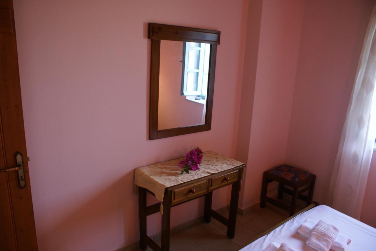 Apartment Katafigio Village Kotronion (West Mani)